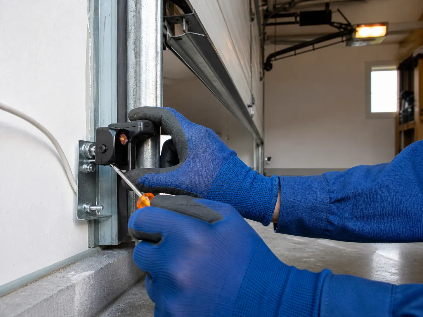 Garage Door Opener Repair Channelview TX service detail